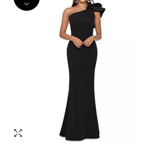 Betsy and Adam Elegant Black One-Shoulder Gown